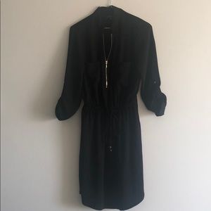 Black dynamite dress with zipper